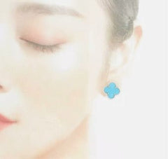 Rare Van Cleef & Arpels Turquoise Vintage Alhambra White Gold Earrings