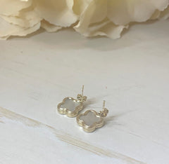 18KT Gold Mother of Pearl Clover Earrings