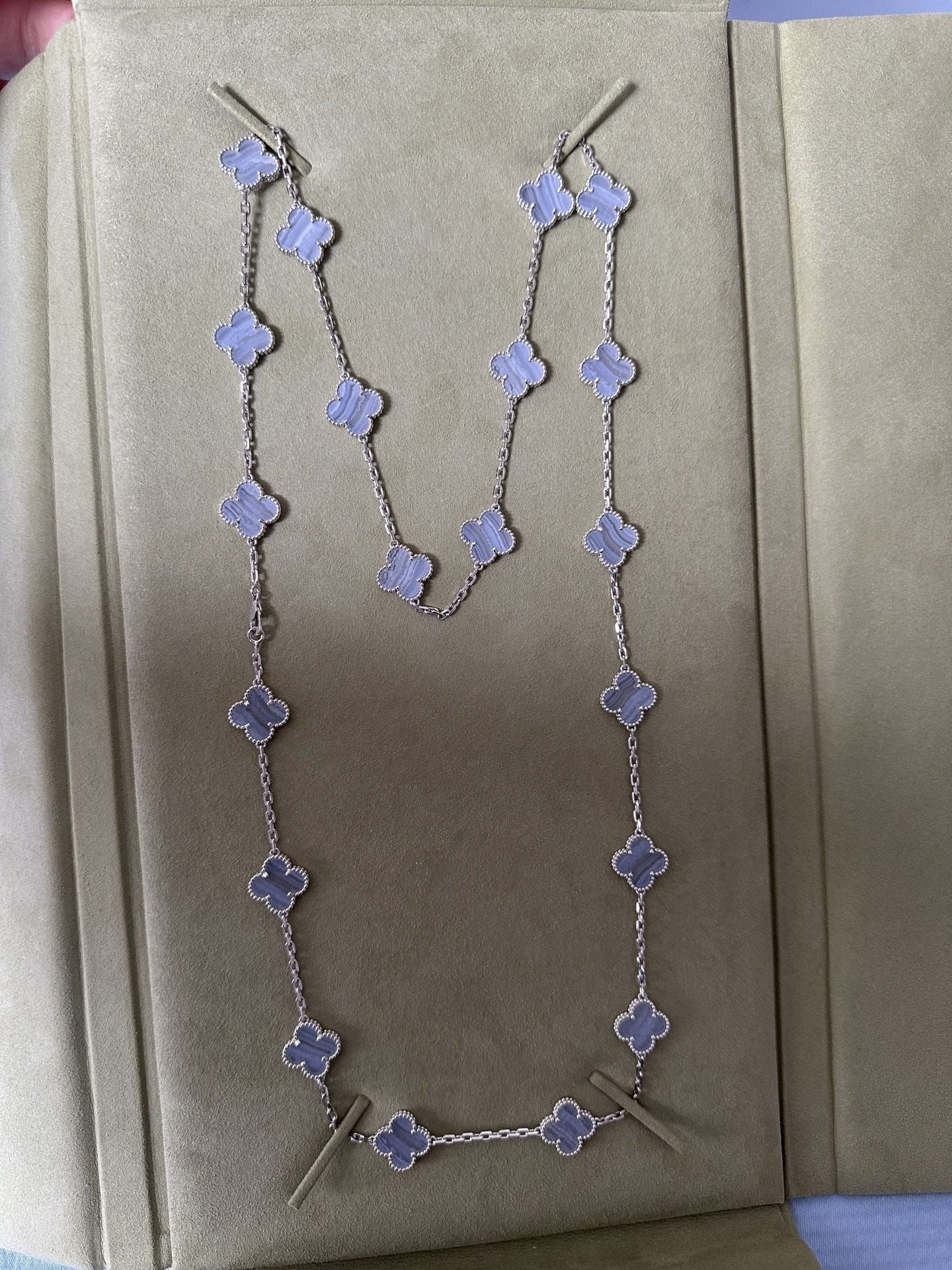 Van Cleef Arpels Vintage Alhambra 20 motifs Long Necklace, White Gold, Chalcedony