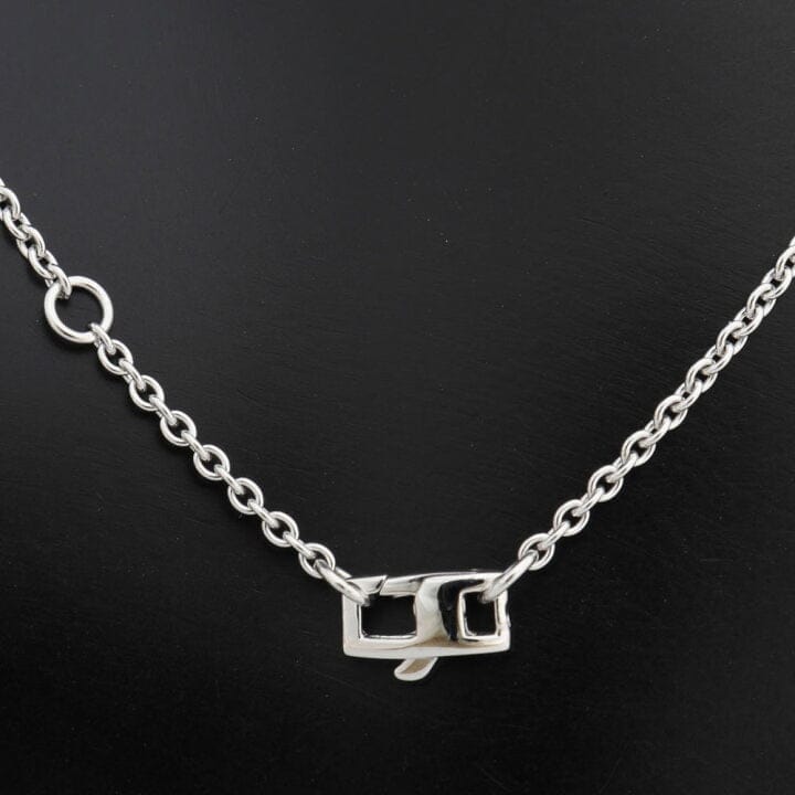 Louis Vuitton Diamond Pendantiff de Dantil 18KT White Gold Necklace & Pendant
