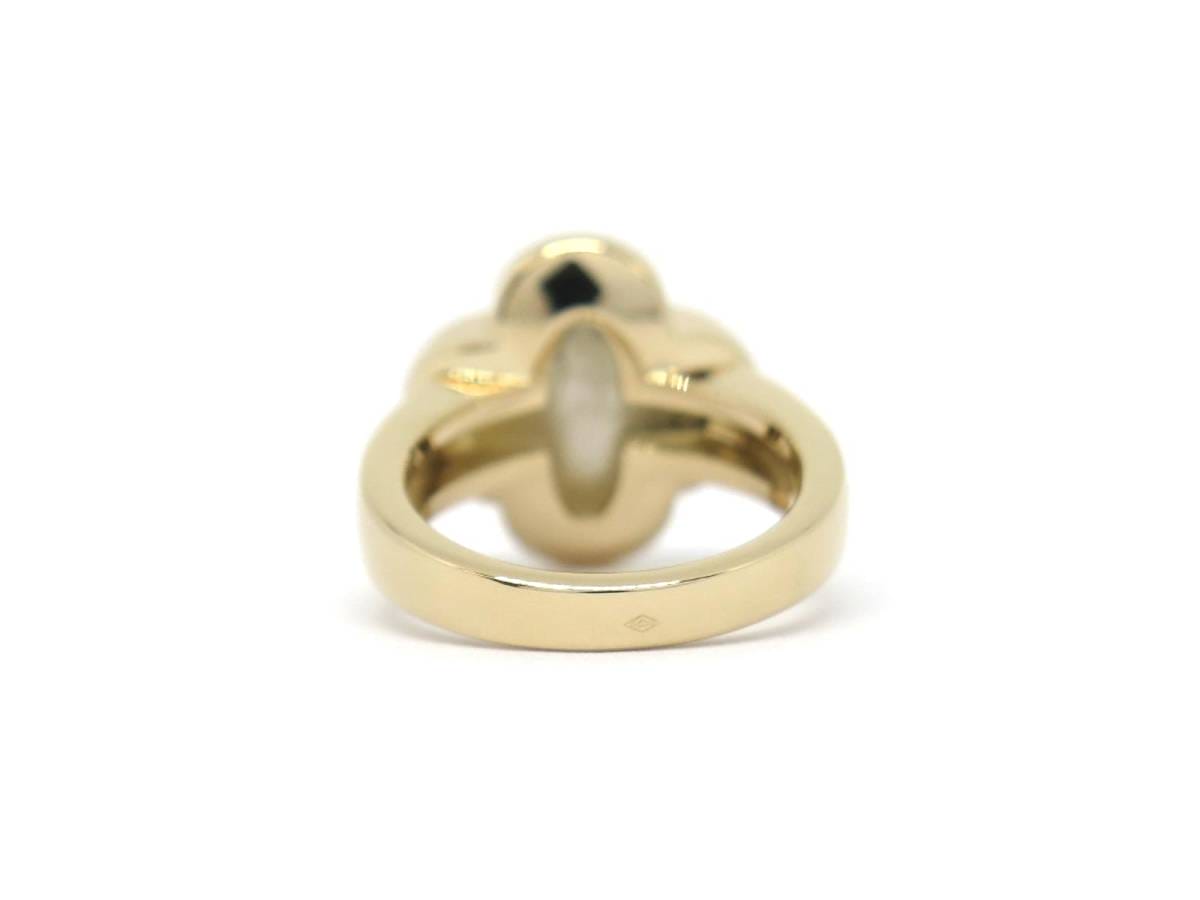Van Cleef & Arpels Mother of Pearl Pure Alhambra 18Kt Yellow Gold Ring