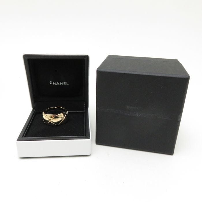 CHANEL Matelasse CoCo Crush Quilted 18KT Yellow Gold Ring 7.5