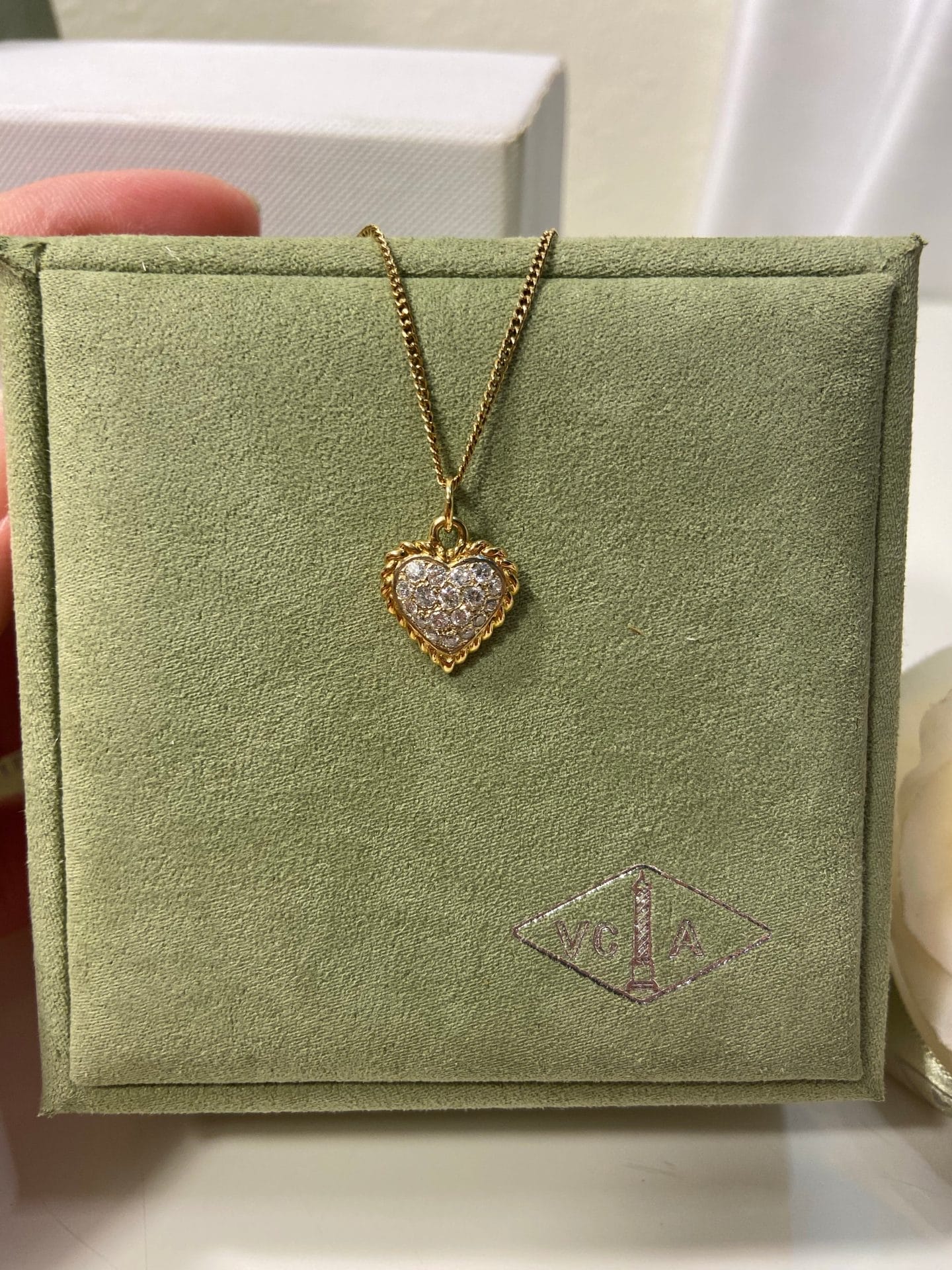 Van Cleef & Arpels VCA Diamond Paved Heart Puffy Necklace