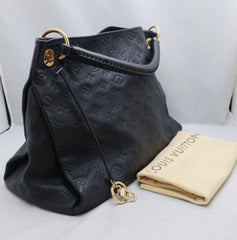 Louis Vuitton Black Leather Artsy MM Handbag