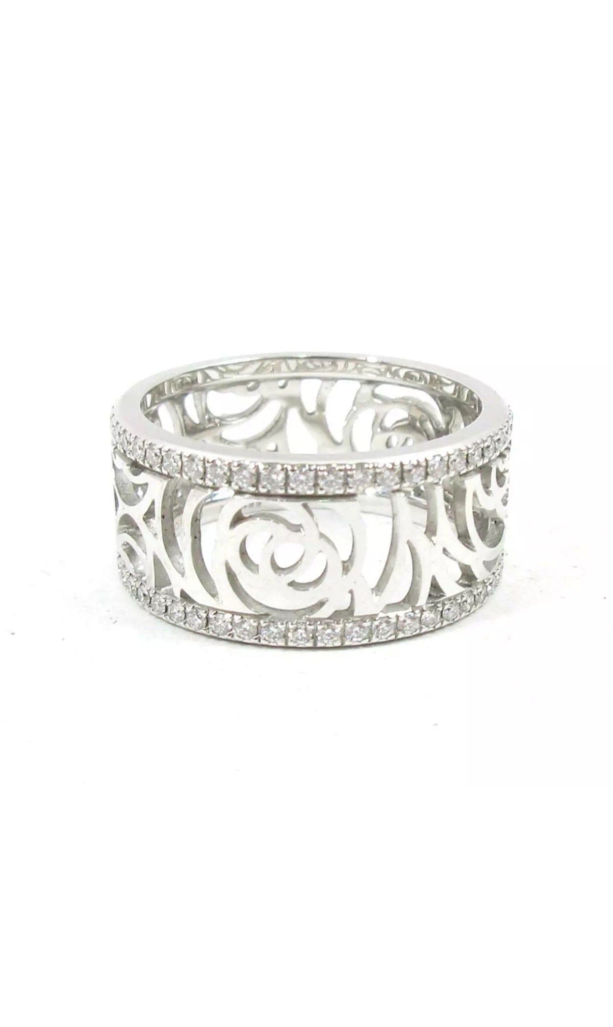CHANEL Camelia Diamond White Gold Ring