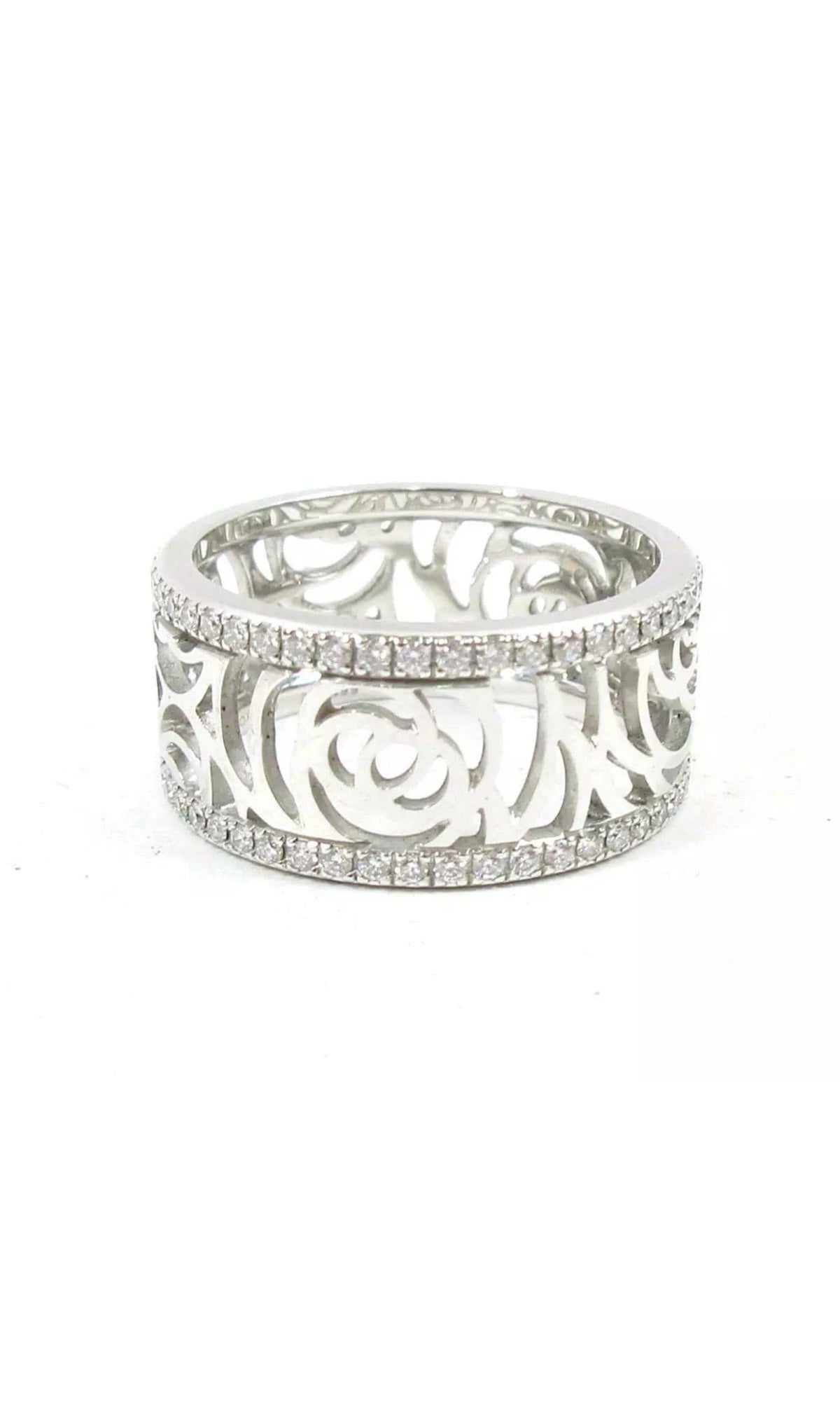 CHANEL Camelia Diamond White Gold Ring
