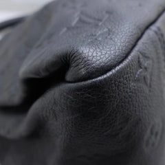 Louis Vuitton Black Leather Artsy MM Handbag