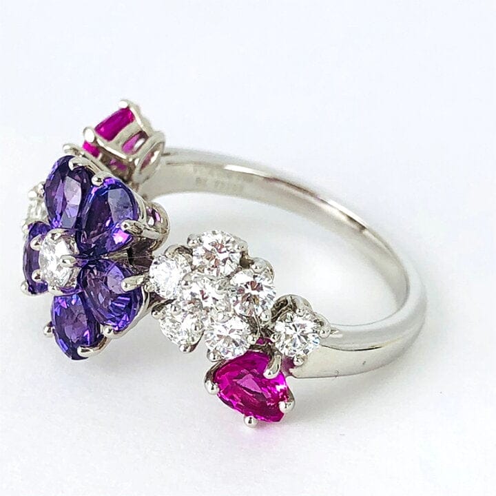 Van Cleef & Arpels Folie de Pres Diamond Sapphire High Jewelry Ring