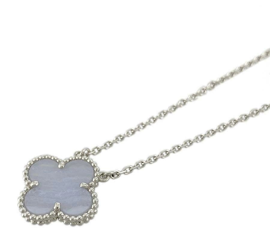 Van Cleef & Arpels Vintage alhambra K18WG (750) Chalcedony  Necklace