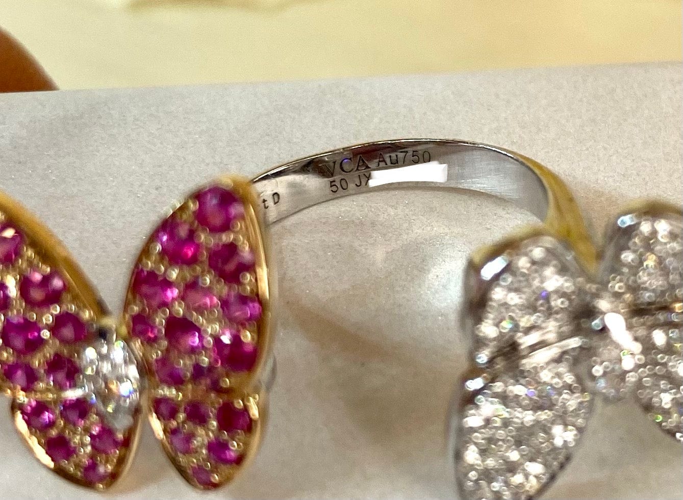 Van Cleef & Arpels Diamond & Sapphire Two Butterfly Between The Finger Ring