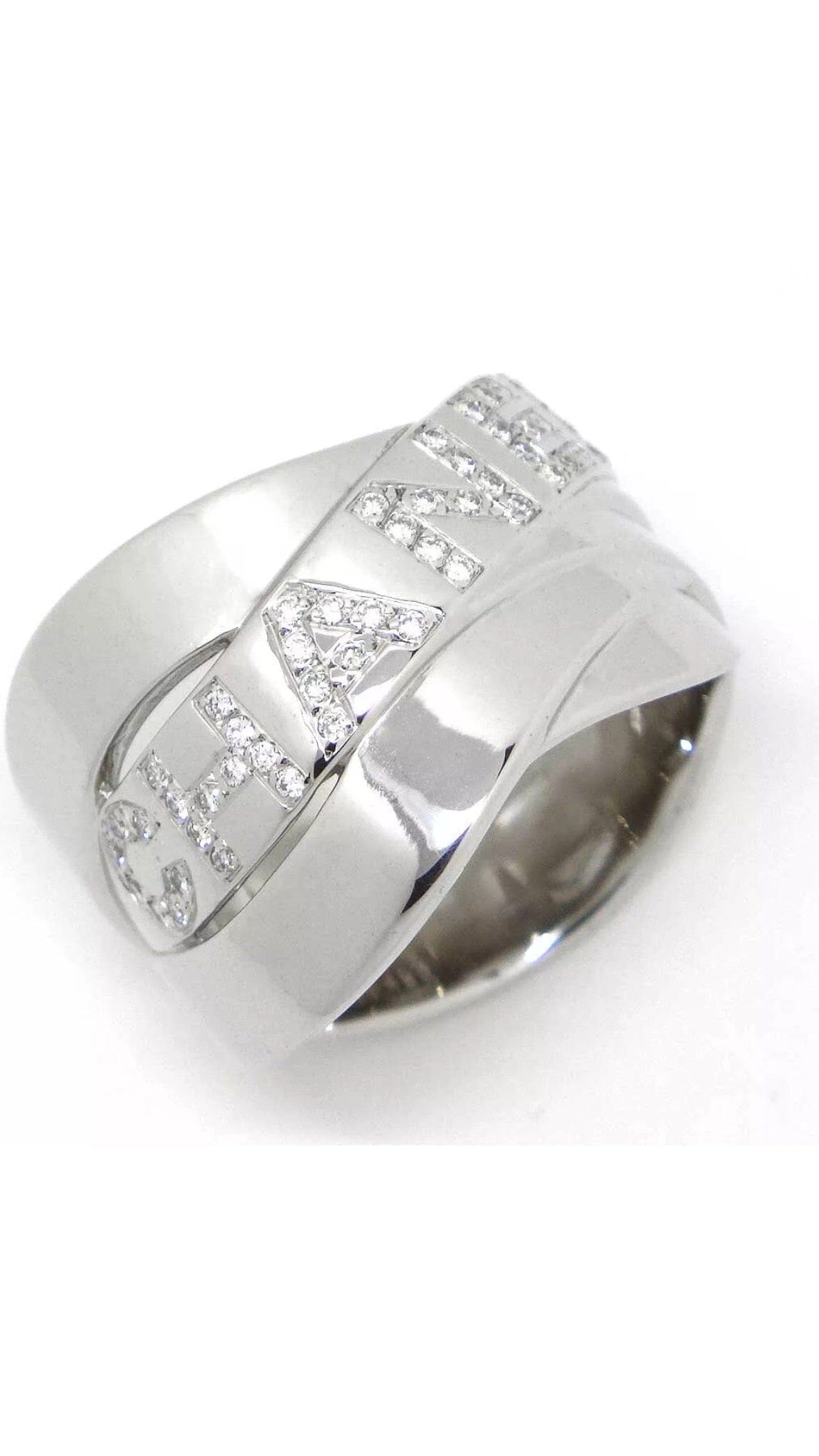 CHANEL Diamond CC Logo 18KT White Gold Buldoc Ring