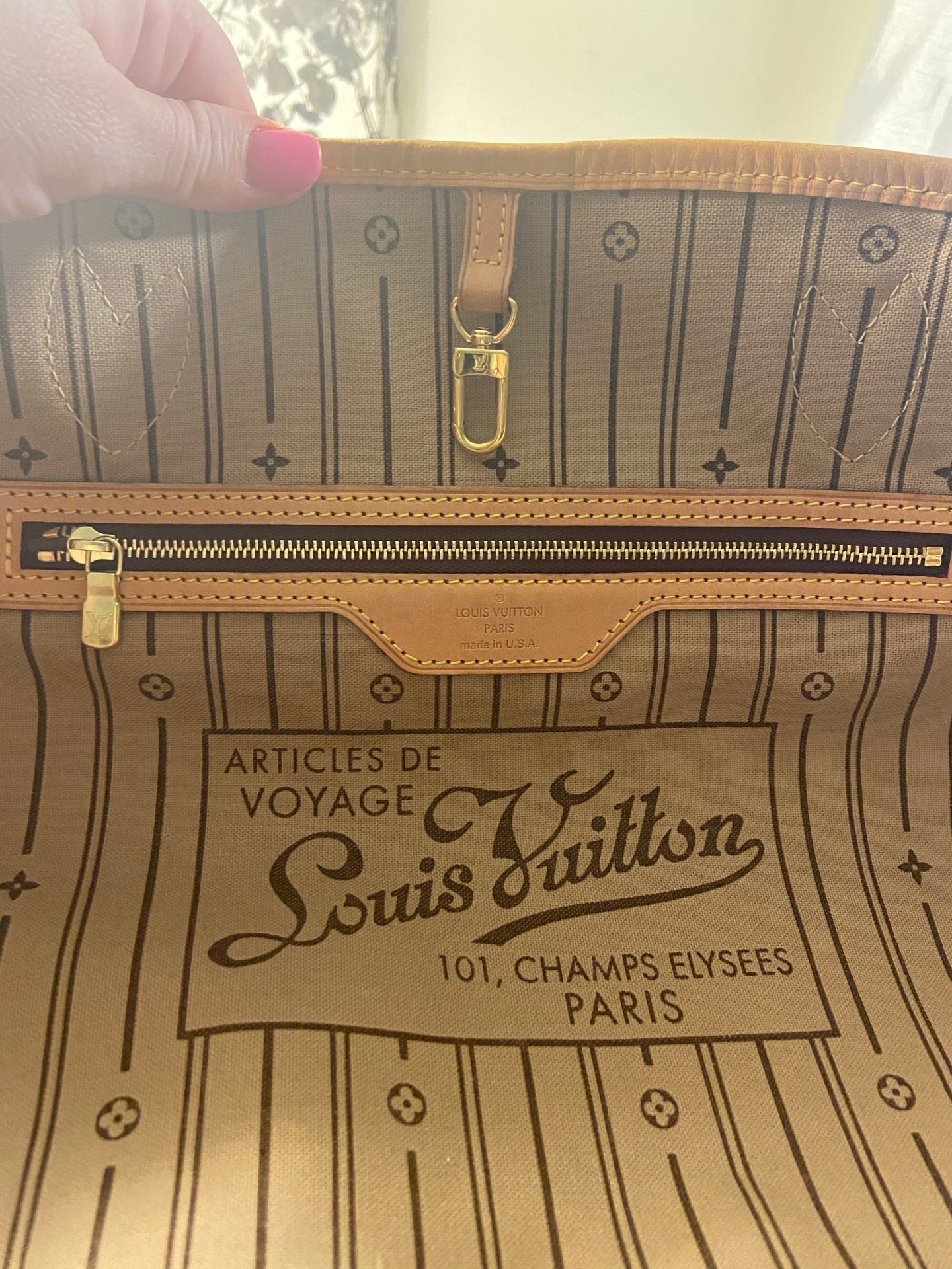 Louis Vuitton Neverfull GM Tote Monogram Canvas Handbag