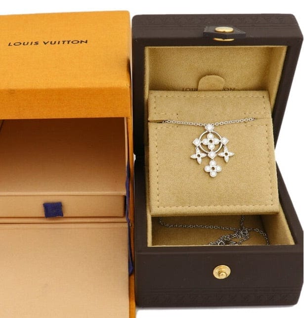 Louis Vuitton Diamond Pendantiff de Dantil 18KT White Gold Necklace & Pendant