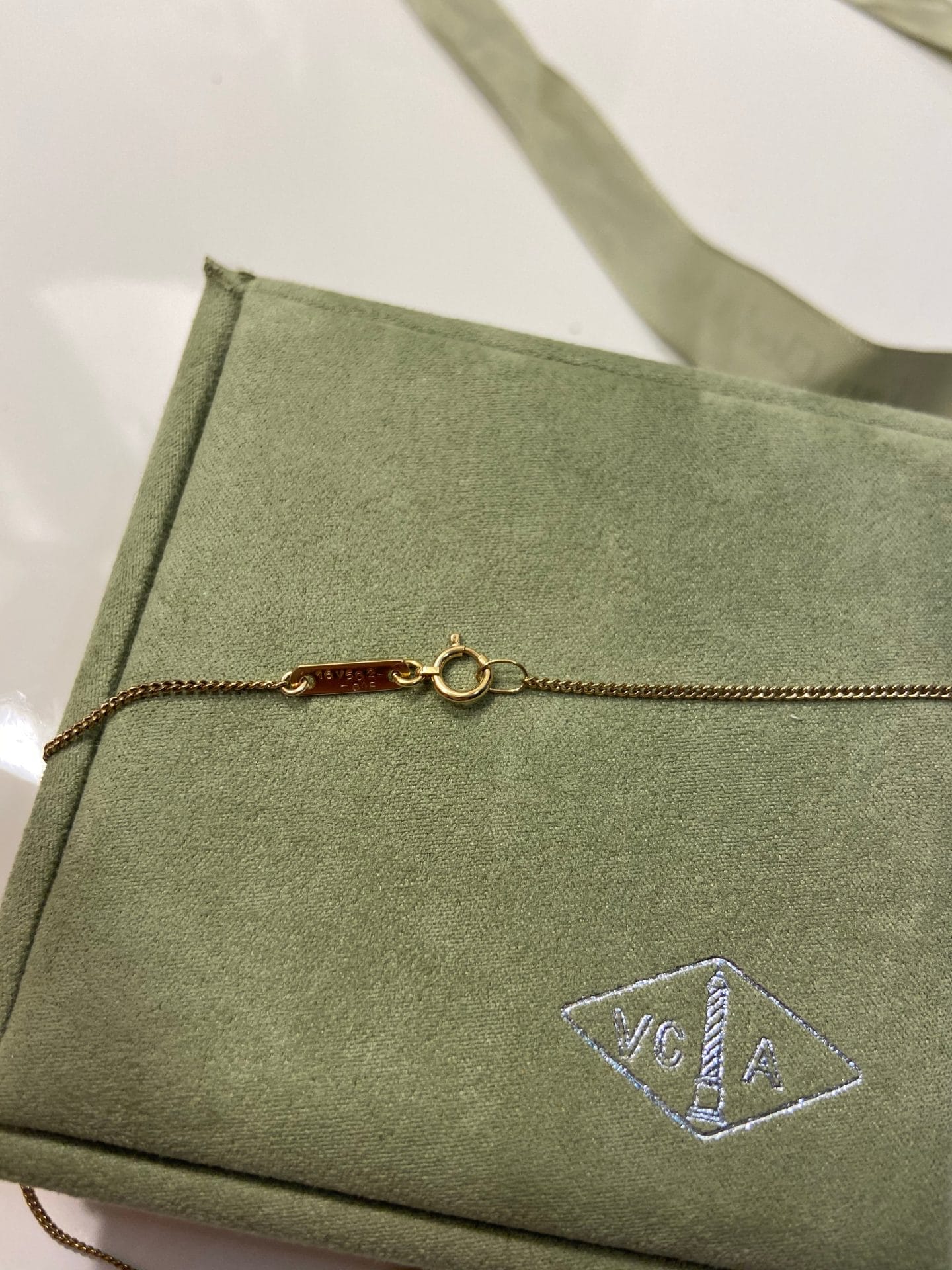 Van Cleef & Arpels VCA Diamond Paved Heart Puffy Necklace
