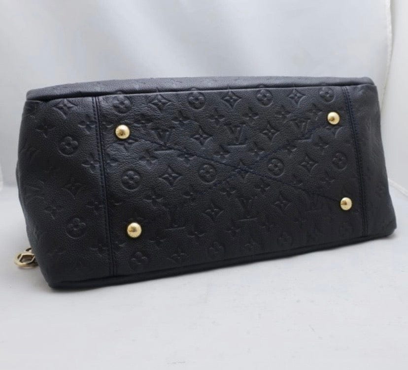 Louis Vuitton Black Leather Artsy MM Handbag