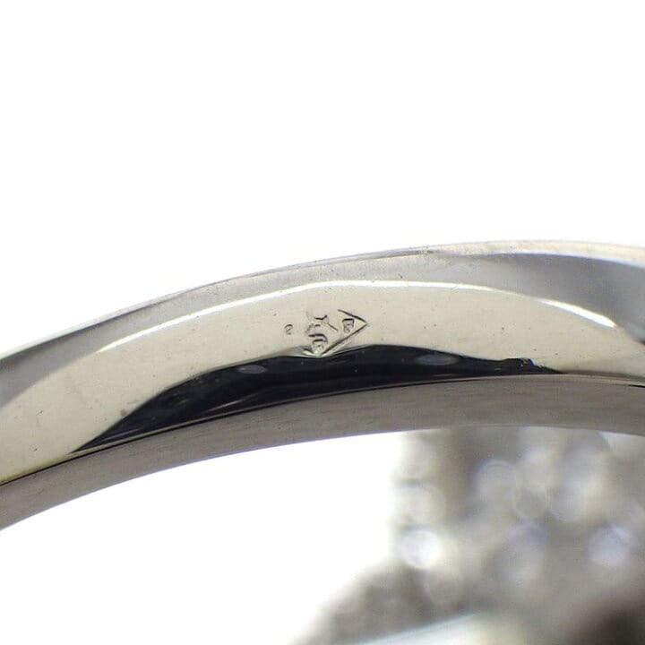 Van Cleef & Arpels Magic Diamond Alhambra White Gold Ring