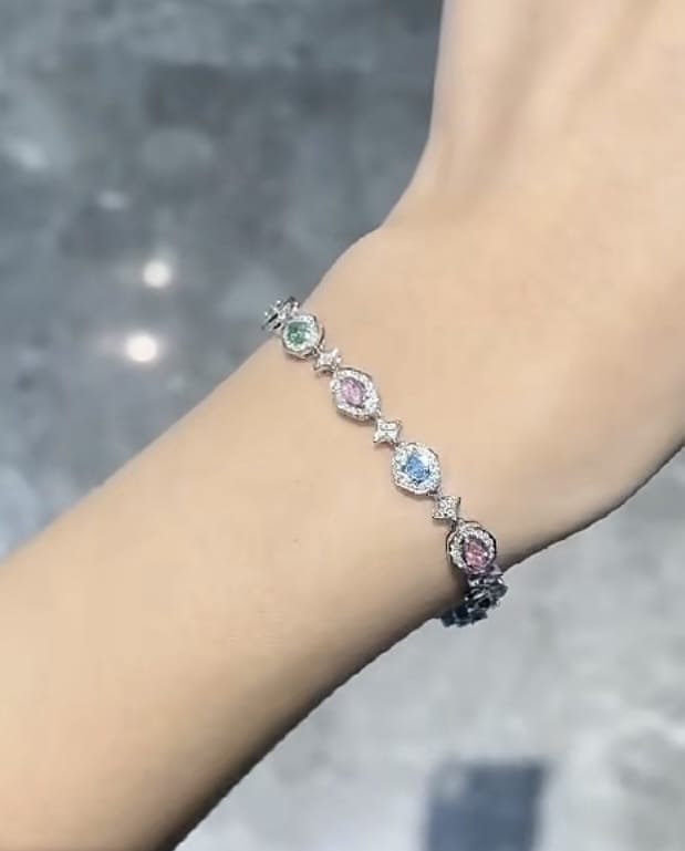 2.0 Fancy Natural Colored Diamond Bracelet
