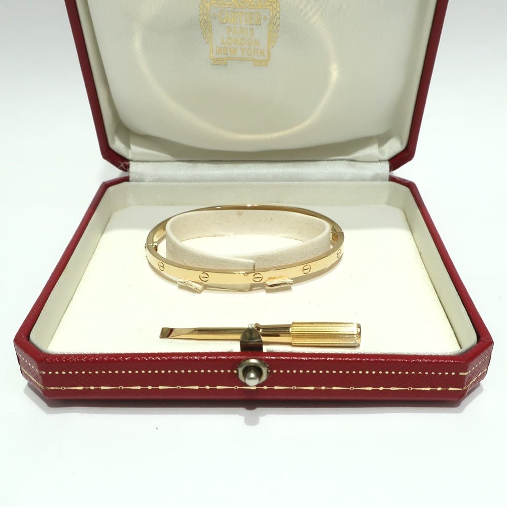 Cartier 18KT Yellow Gold Love Bracelet Size 17 New Screw System