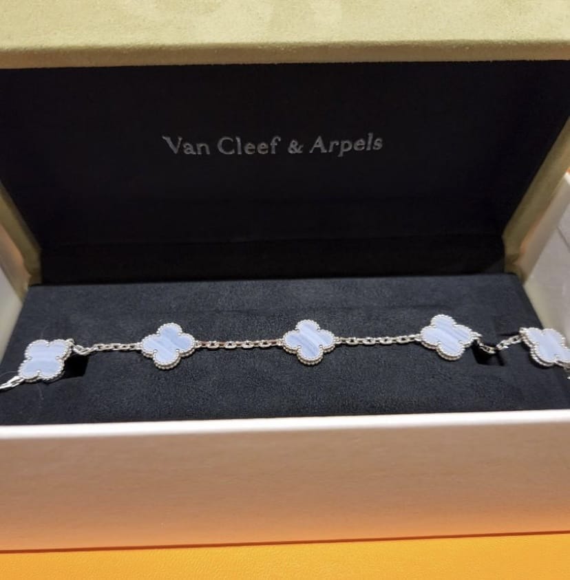 Van Cleef & Arpels Chalcedony Vintage Alhambra Bracelet