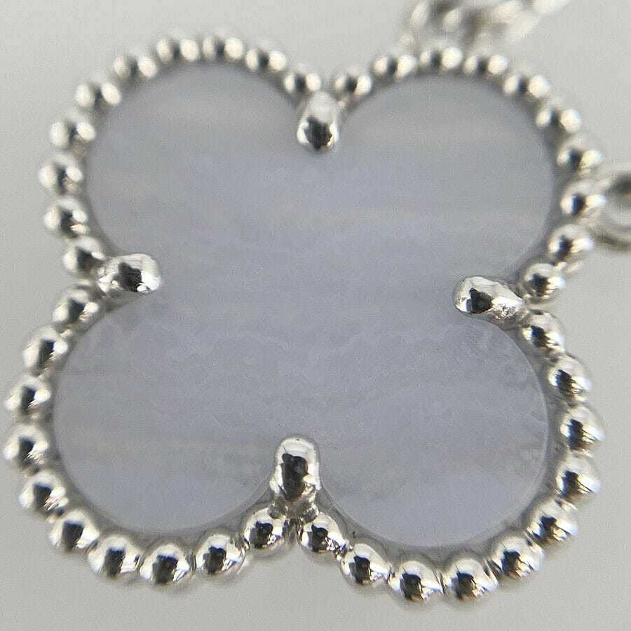 Van Cleef & Arpels Vintage alhambra K18WG (750) Chalcedony  Necklace