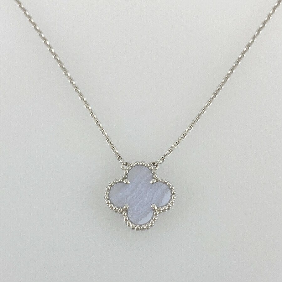 Van Cleef & Arpels Vintage alhambra K18WG (750) Chalcedony  Necklace